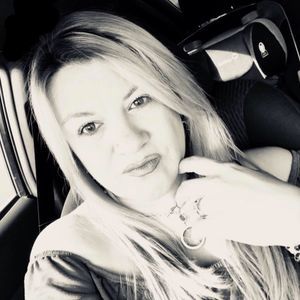 Meet your Posher, Monica